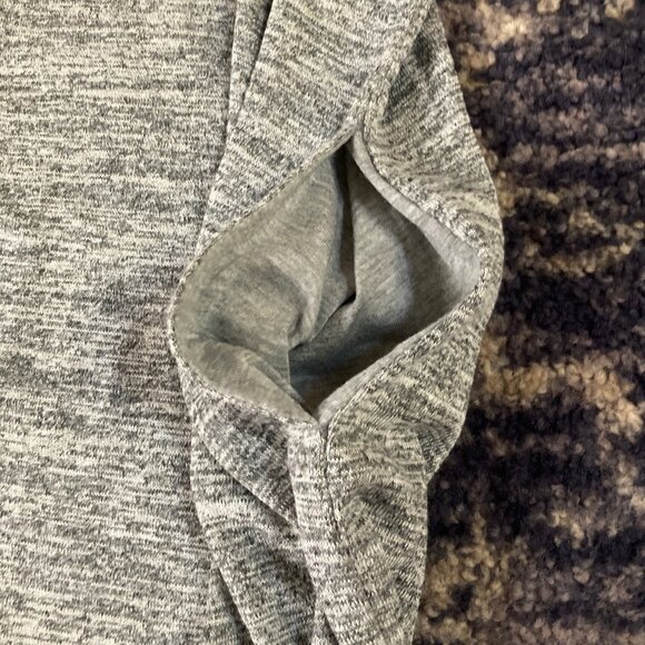 Time and Tru Gray Dress With Pockets - Loose and stretchy - Size Medium - Picture 6 of 7